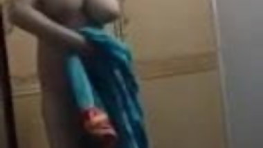 super hot punjabi bhabi with bomb figure