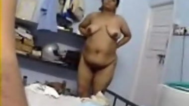 Indian Aunty 1090