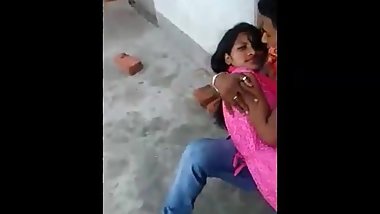 Desi lover kissing and rubbing passionately neighbour girl