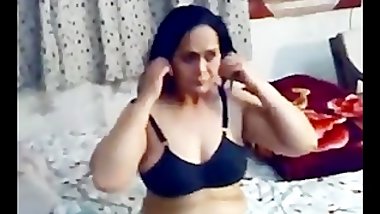 mature indian hooker in hotel