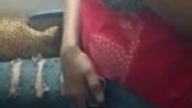 indian girl tease her boobs n rubbing her pussy