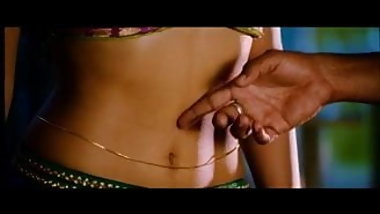 Shriya Navel