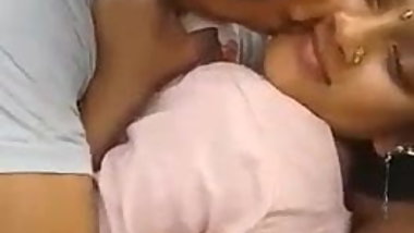 Desi Cute Bhabhi outdoor fucking