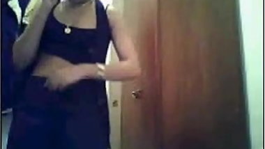 desi girl on cam with phone