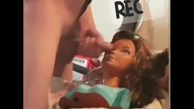 Barbie facial cumshot (hi res on request)