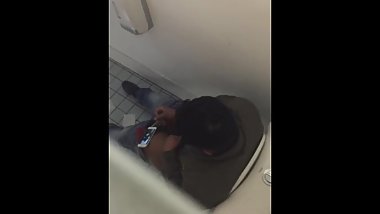 Caught a Middle East person is jerking off in the toilet at School.
