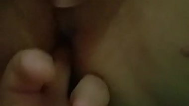 Beth in Indiana jills her pussy