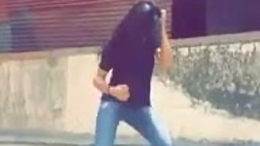 Cute Girl Dancing Non Nude