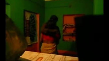 Sexy Desi Bhabi Fucked By Neighbor Scandal