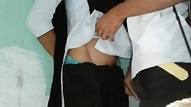 Indian Girlfriend Fuck By Her Boyfriend in college Classroom