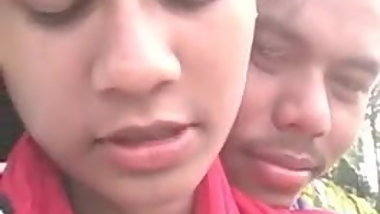 bf kisses n recorded cute gf