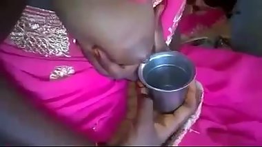 Telugu Aunty Milking Boobs