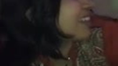Sexy Paki girl with pot in Hindi Audio VENOM