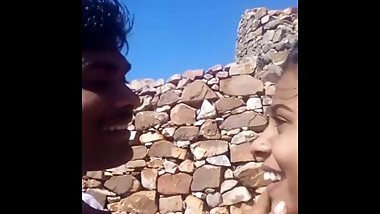 Indian hot Kissing