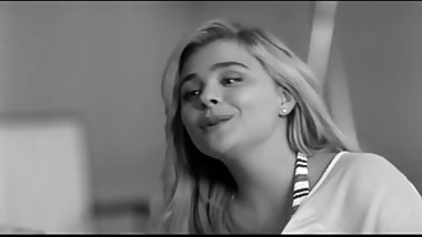 Chloe Grace Moretz Sexy Scene 2017 - XSOBER