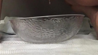 I like to play squirting games after school