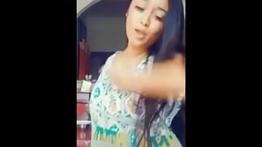 Indian TikTok girl exposes Pussy [username - Ankitaolipolideka]