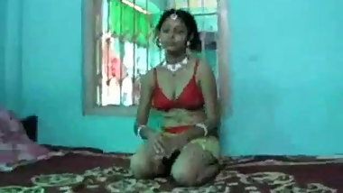Indian bitch used in bedroom