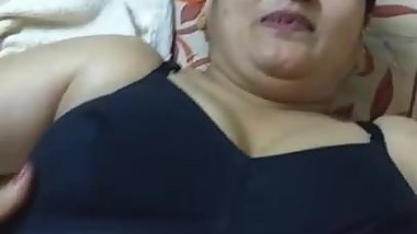 Sexy mature Pathan woman is horny
