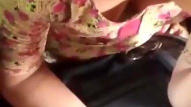 Deep cleavage
