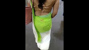 hot married indian babe on streets of Bangalore India