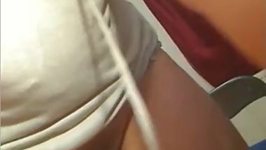 A VERY HOT BBW SHOWS OFF