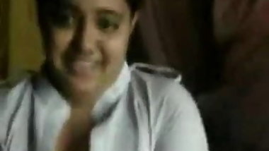 bangladeshi college teen exposing boobs and pussy