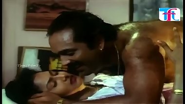 Navel Romance