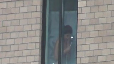 my neighbor no that i watch her