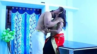 Suma Chitrakarudi tho vichitra bhangima