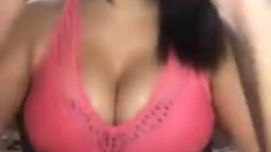 sexy girl doing selfies and shown boob.mp40