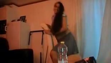 Indian aunty loves playing on webcam