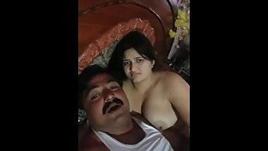 Indian aunty showing boobs